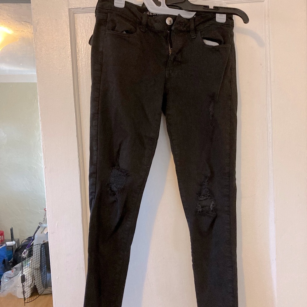 American Eagle Black Cut Jeans - Size 8